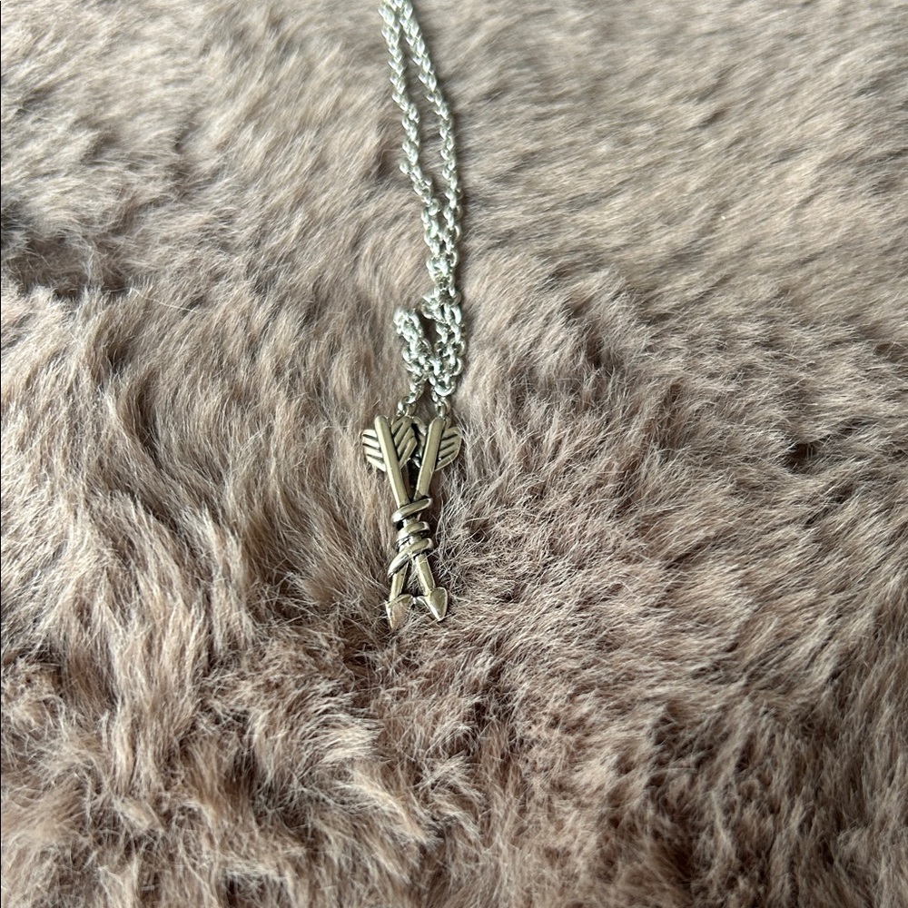 Montana silversmith Arrow Pendant Necklace